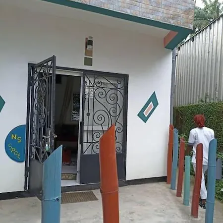 Mooksquare Ns Spot- 1 Bedroom Flat, Heart Of Akwa!