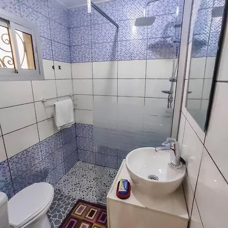 Villa Mooksquare Ns Spot- 1 Bedroom Flat, Heart Of Akwa! *